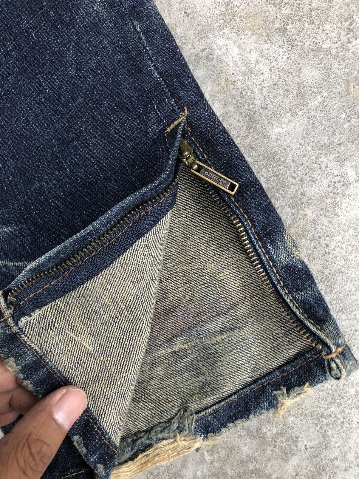 Hysteric Glamour Japanese Thee Hysteric XXX Distressed Jeans Size US 30 / EU 46 - 14 Thumbnail