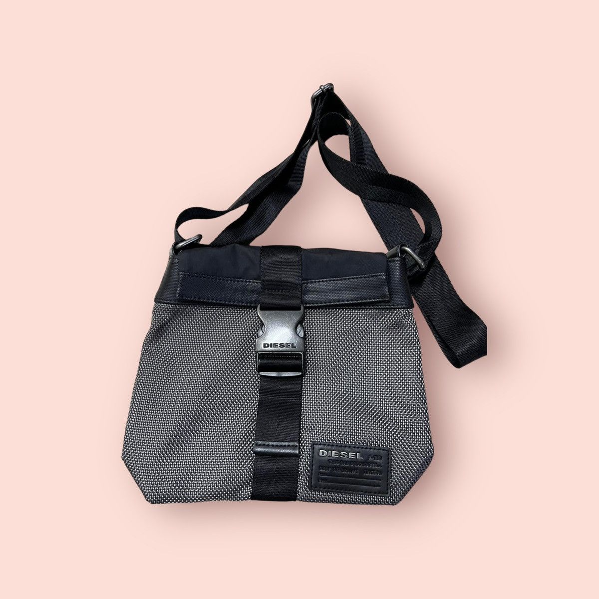 Diesel VINTAGE DIESEL CROSSBODY SLING BAG Size ONE SIZE - 16 Thumbnail