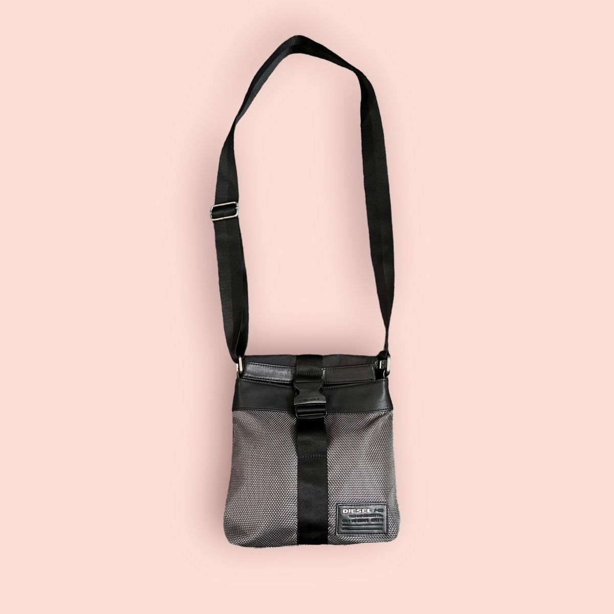 Diesel VINTAGE DIESEL CROSSBODY SLING BAG Size ONE SIZE - 2 Thumbnail