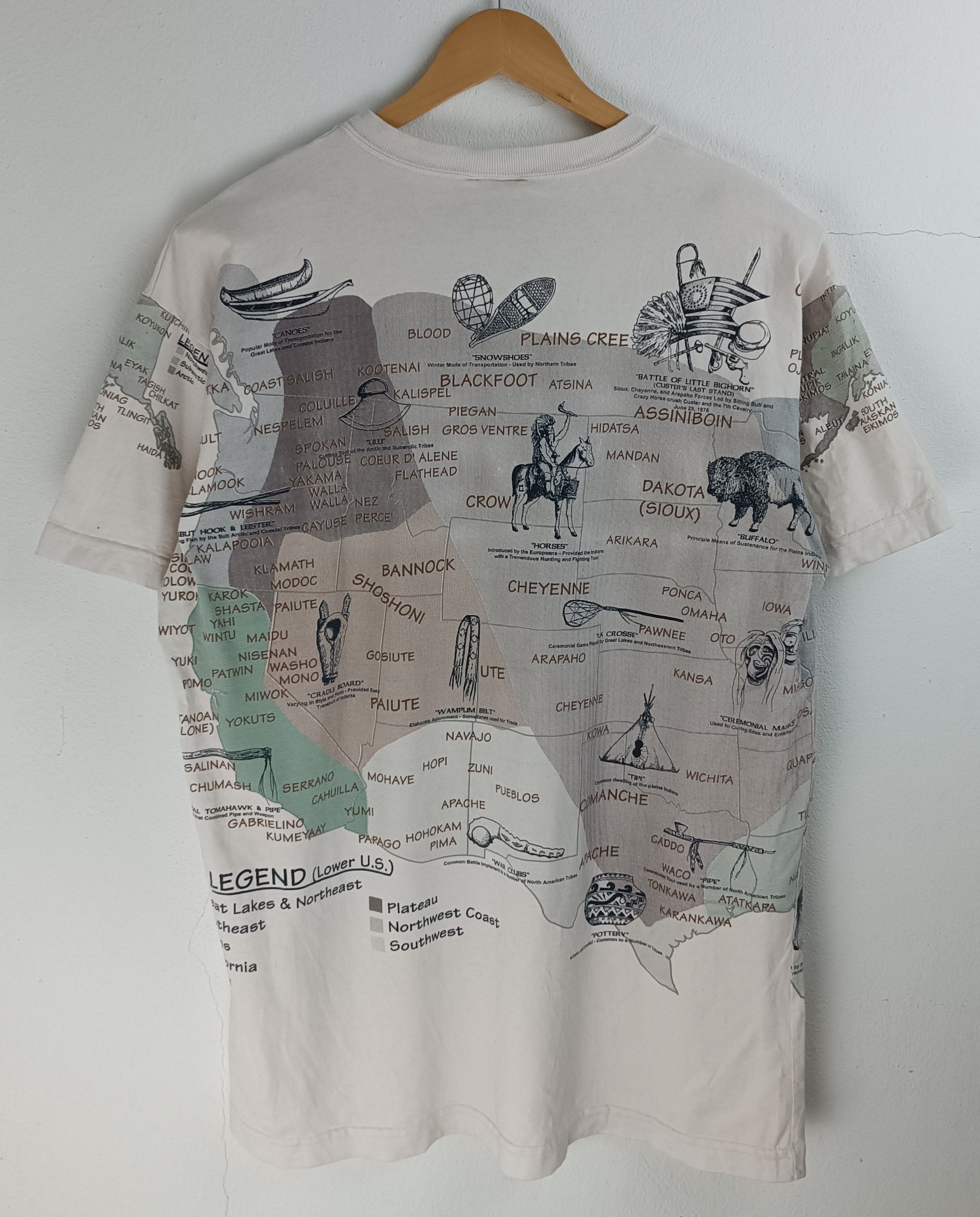 Vintage RARE🔥VINTAGE NATIVE NATIONS AOP MAP TEE Size US XL / EU 56 / 4 - 4 Thumbnail