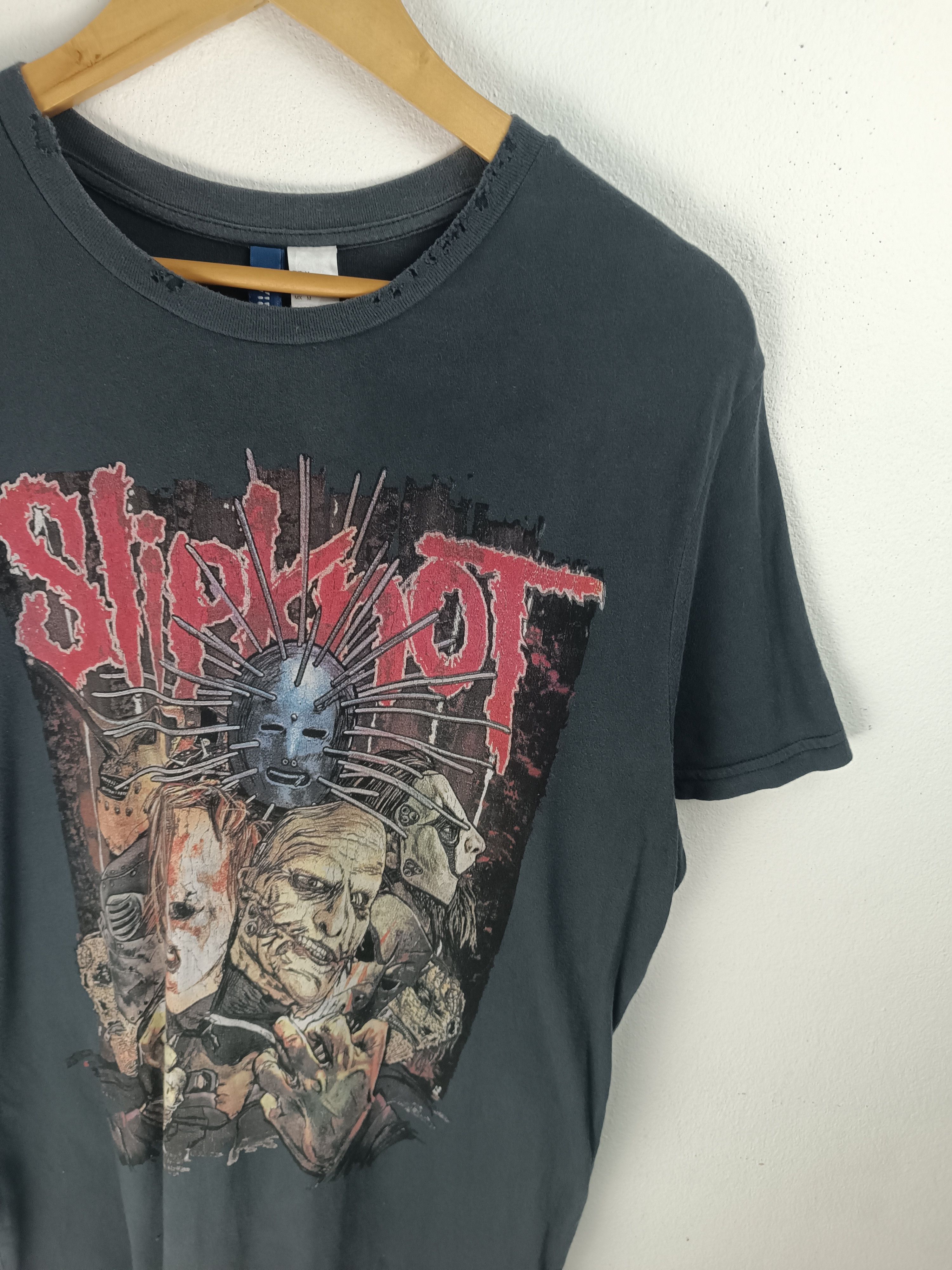 Band Tees VINTAGE DISTRESSED SLIPKNOT TEE (metallica rammstein korn) Size M / US 6-8 / IT 42-44 - 8 Thumbnail