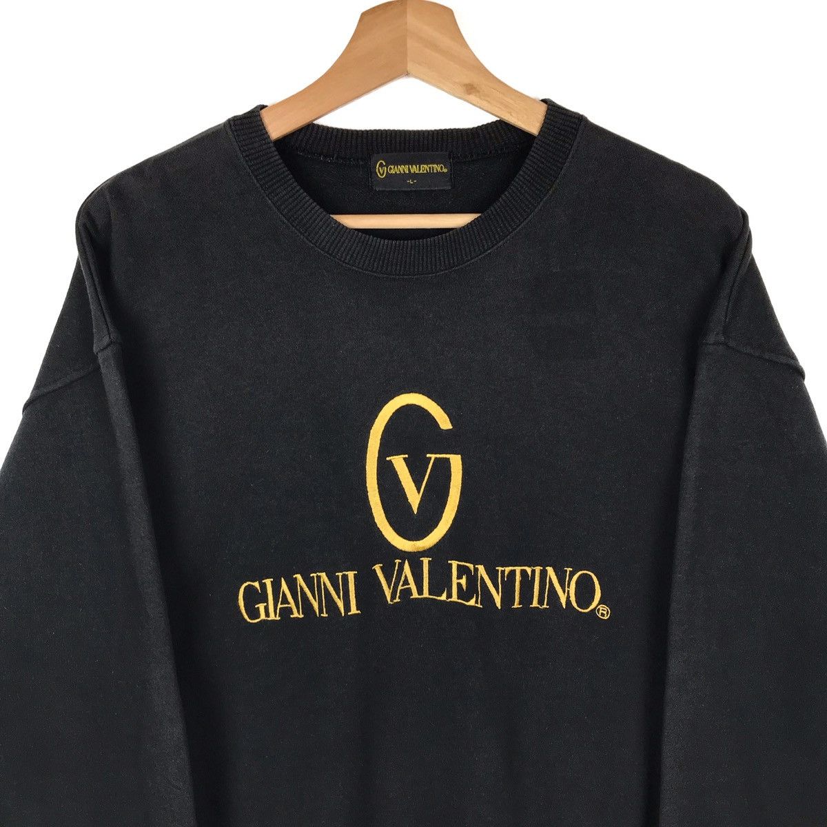 Gianni Valentino Last Drop‼️ Gianni Valentino Gold Embroidered Logo Sweatshirt Size US L / EU 52-54 / 3 - 2 Thumbnail