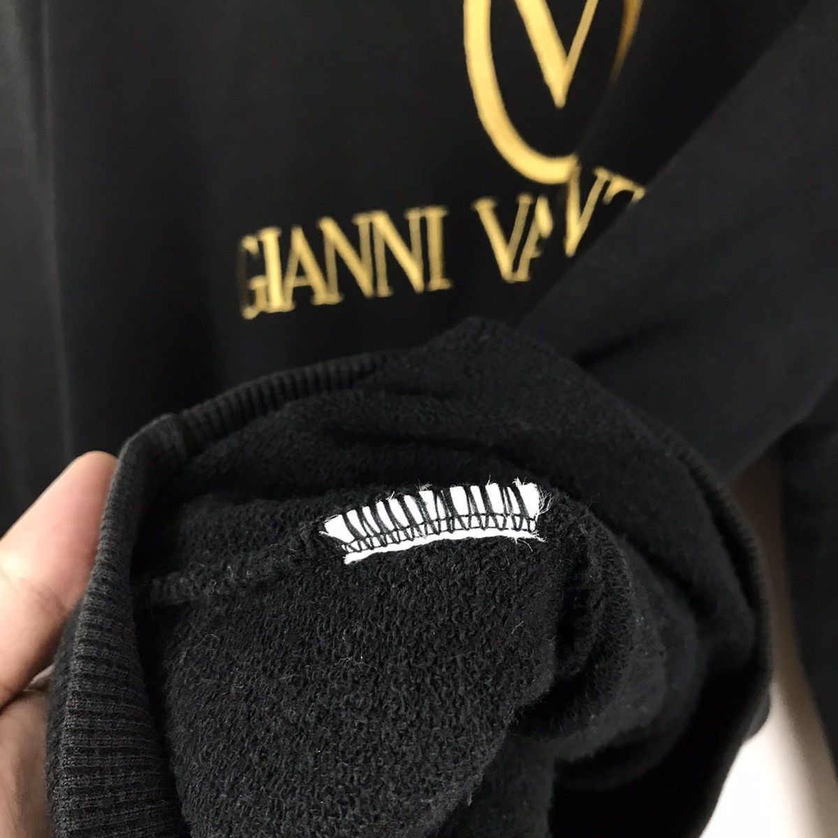 Gianni Valentino Last Drop‼️ Gianni Valentino Gold Embroidered Logo Sweatshirt Size US L / EU 52-54 / 3 - 8 Thumbnail
