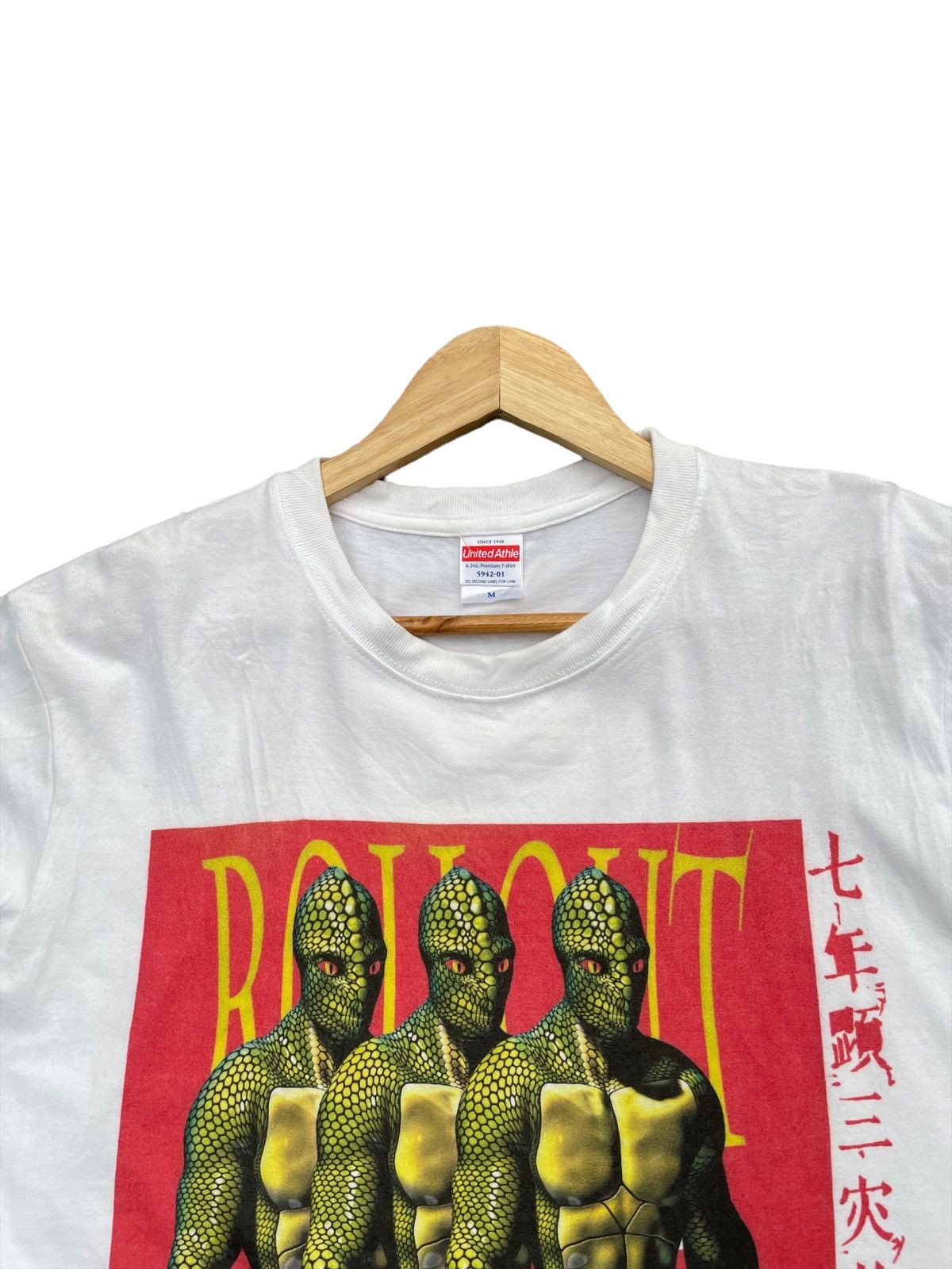 Anime Very Rare Manga Beastars Tshirt Size US M / EU 48-50 / 2 - 6 Thumbnail