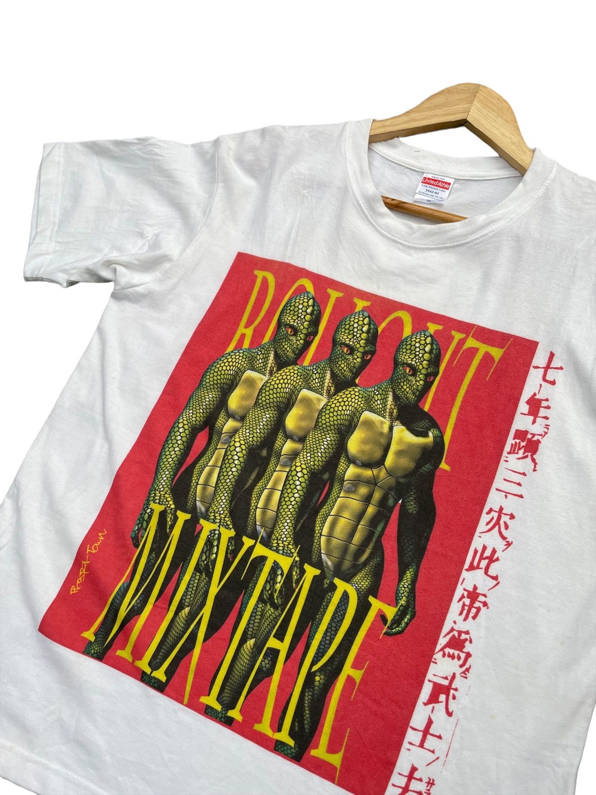 Anime Very Rare Manga Beastars Tshirt Size US M / EU 48-50 / 2 - 5 Thumbnail