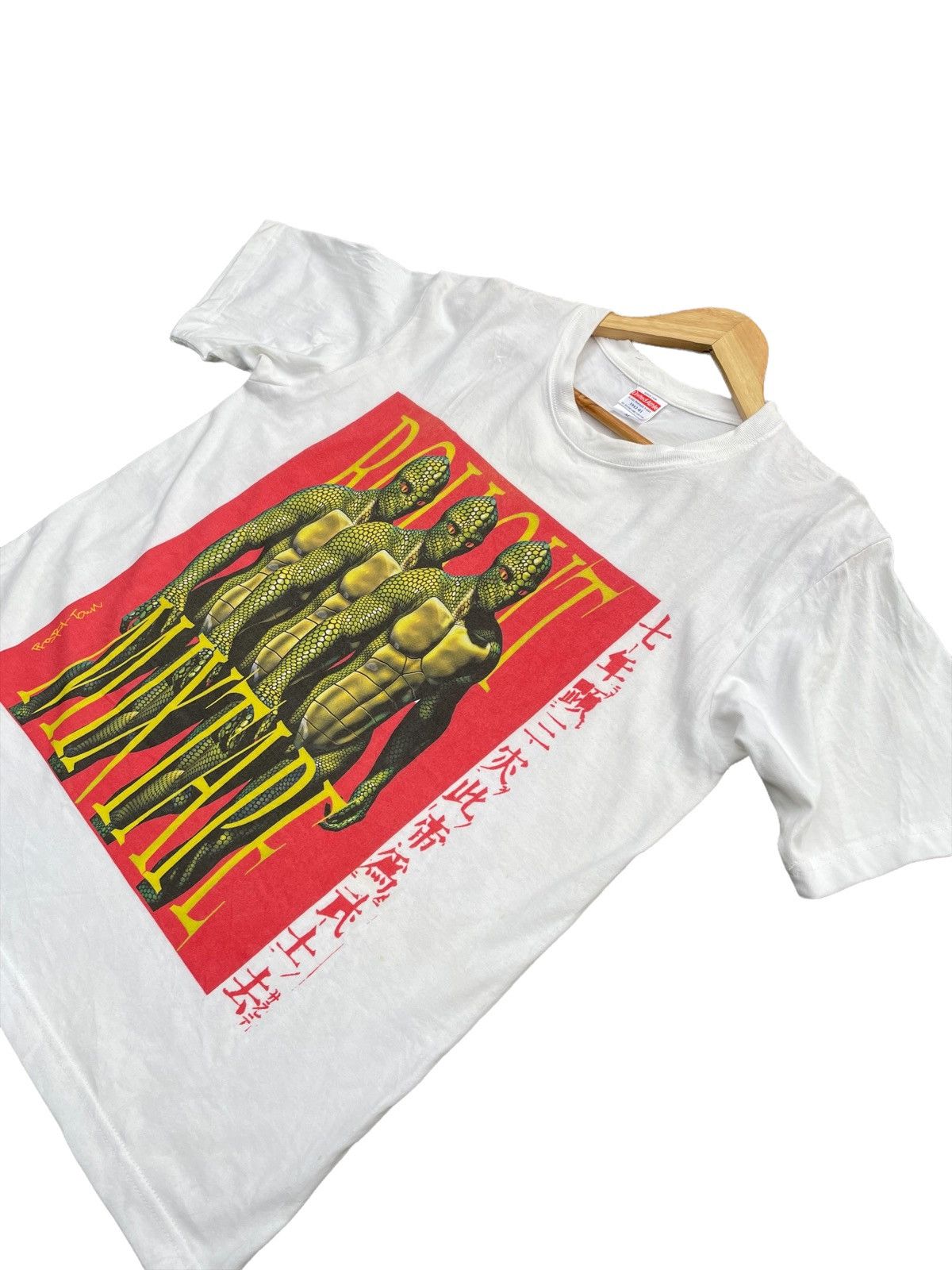 Anime Very Rare Manga Beastars Tshirt Size US M / EU 48-50 / 2 - 4 Thumbnail