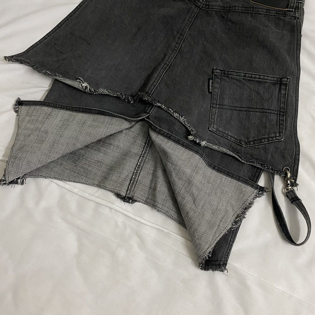 Hysteric Glamour × Japanese Brand Hysteric Glamour Bondage Black Denim Skirt Punk Seditionarie Size 30" / US 8 / IT 44 - 14 Thumbnail