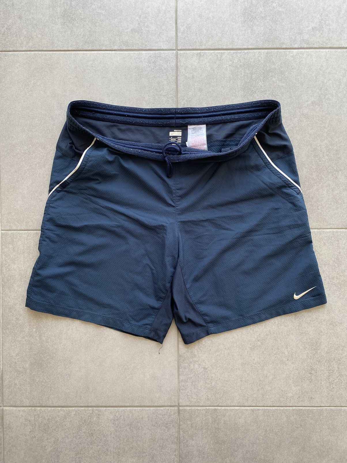 Nike × Vintage Vintage Nike Shorts Size US 36 / EU 52 - 2 Thumbnail