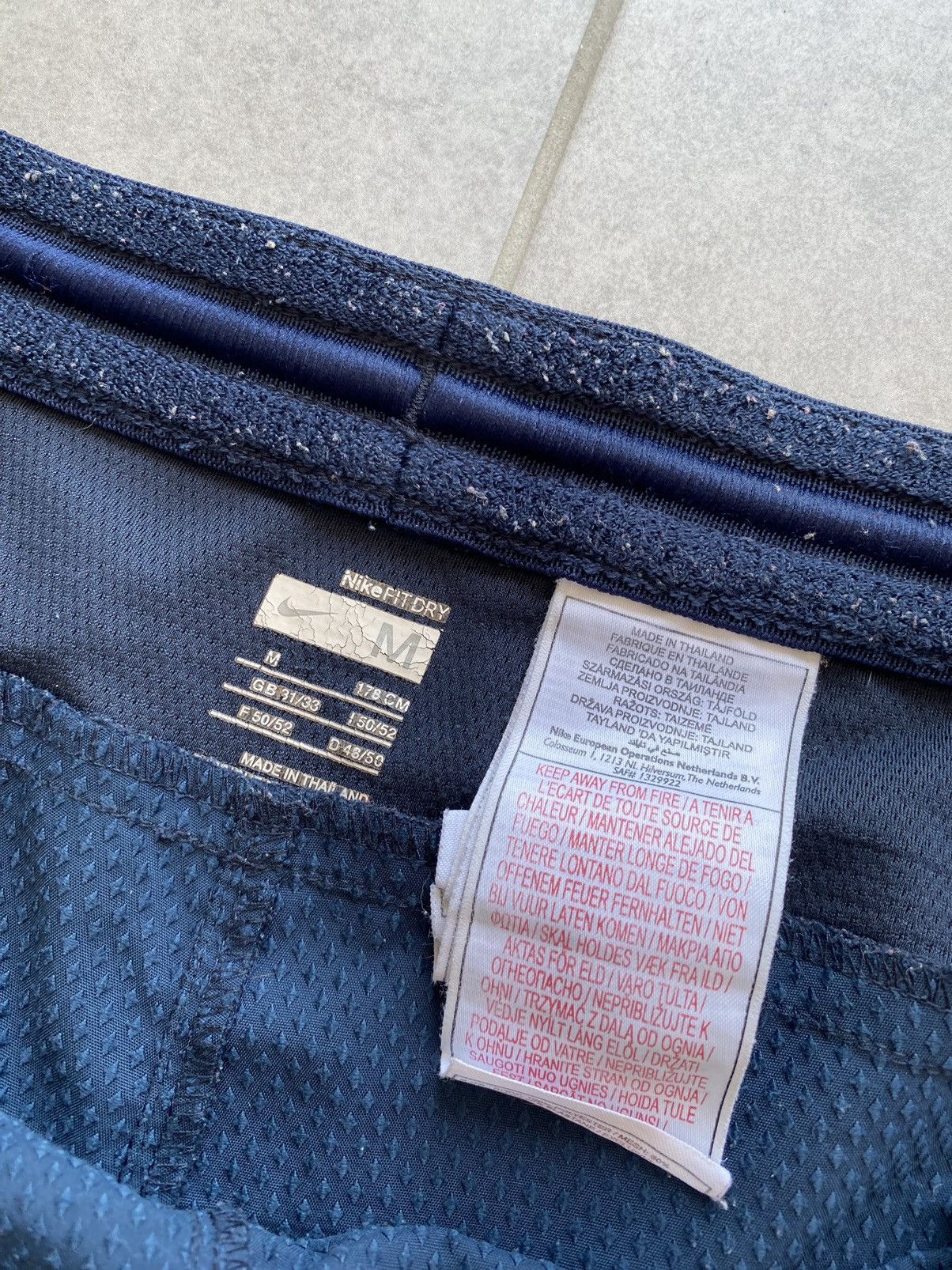 Nike × Vintage Vintage Nike Shorts Size US 36 / EU 52 - 4 Thumbnail