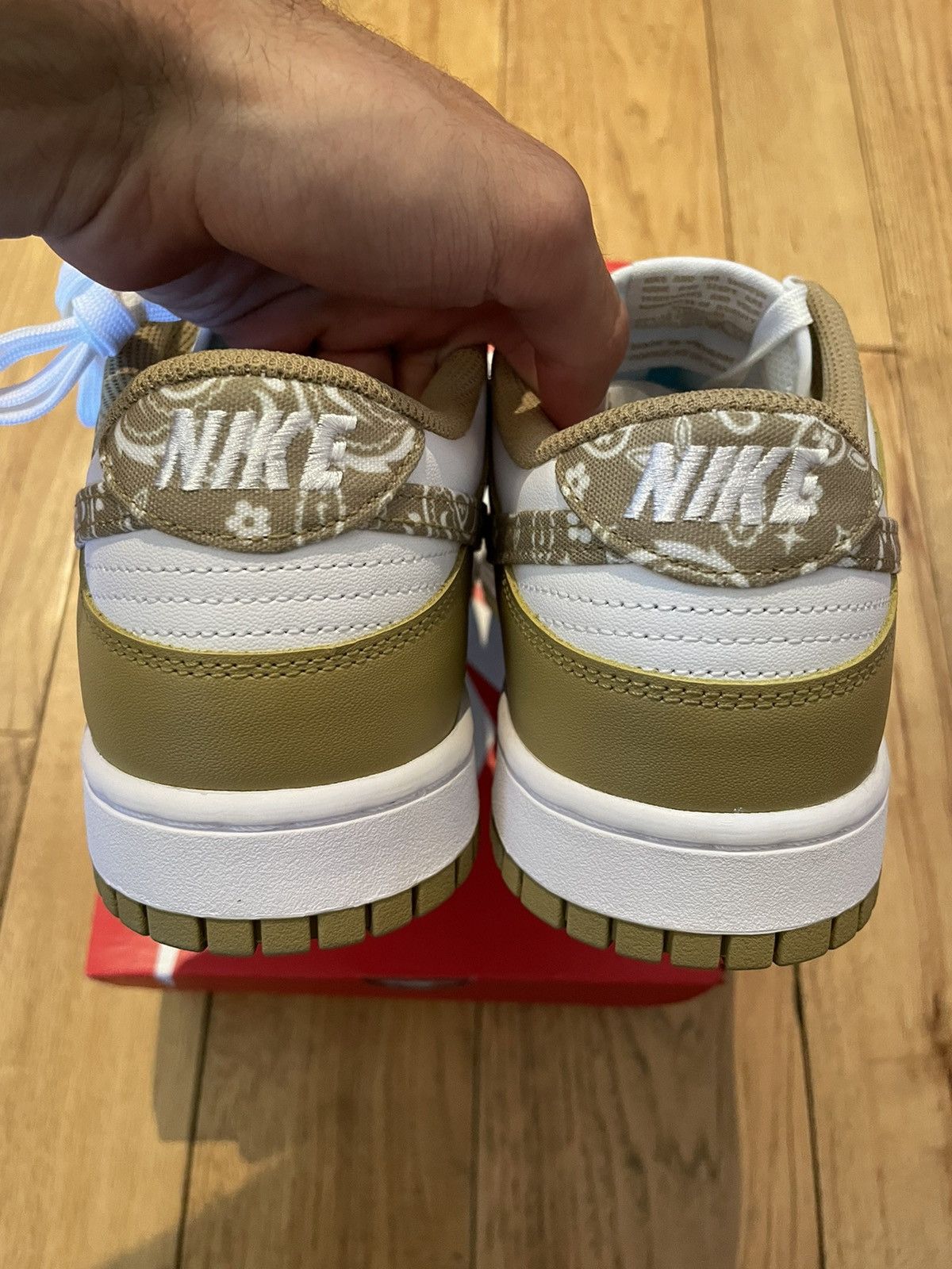 Nike Nike Dunk Low ESS W Barley Paisley 2022 Size US 9 / EU 42 - 8 Thumbnail