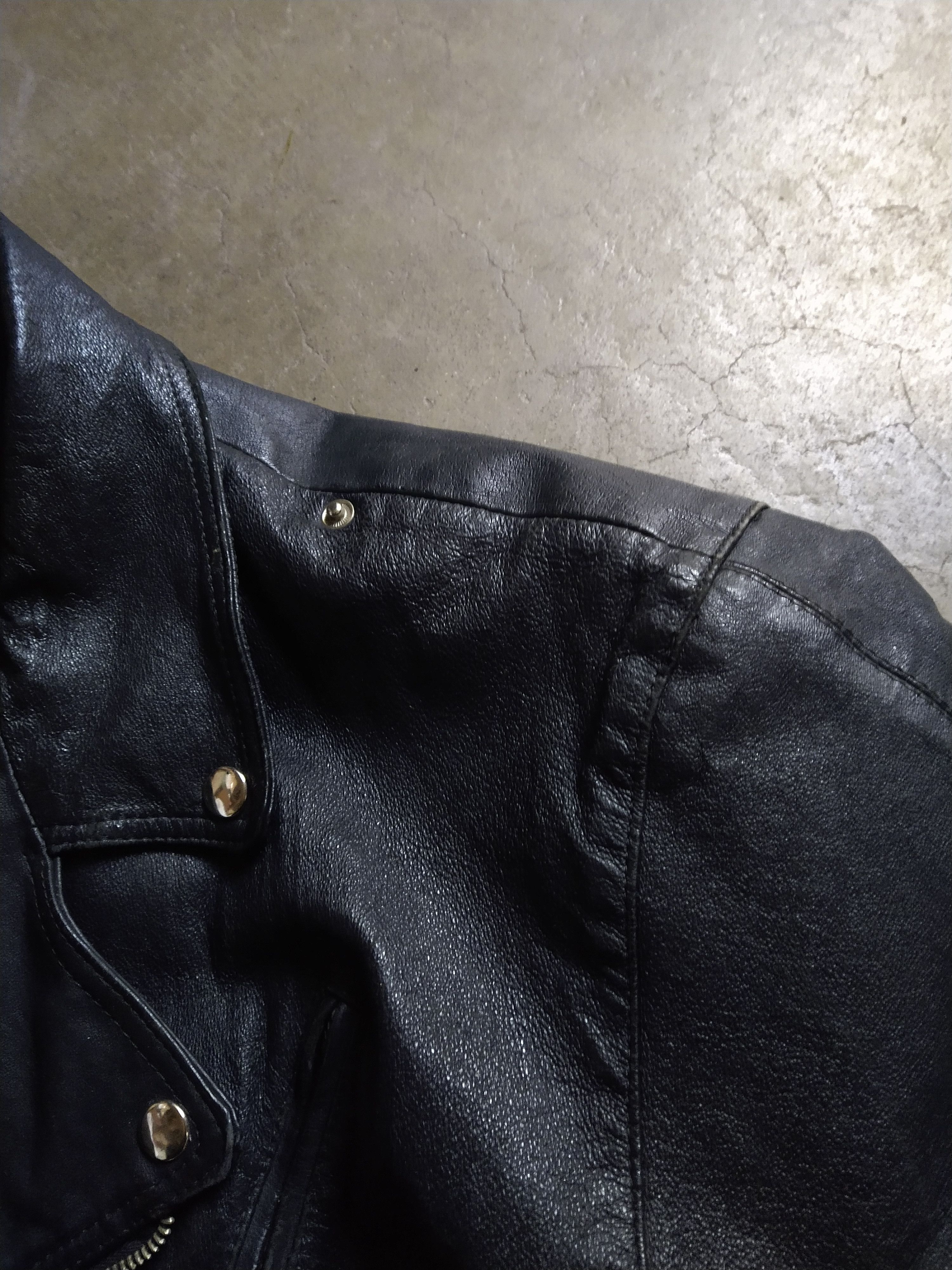 Genuine Leather Vintage Leather Motorcycle Jacket Biker Large Black Zip FLAW Size US L / EU 52-54 / 3 - 6 Thumbnail