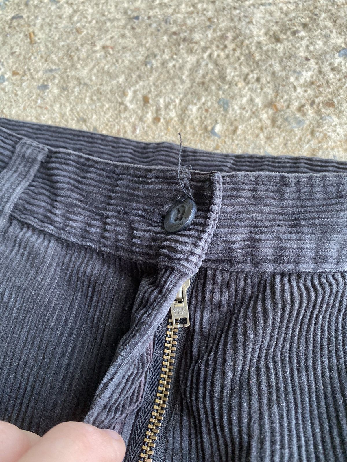 Vintage × Woolrich Woolen Mills Vintage Y2K Woolrich Corduroy Faded Pants Size 30" / US 8 / IT 44 - 2 Thumbnail