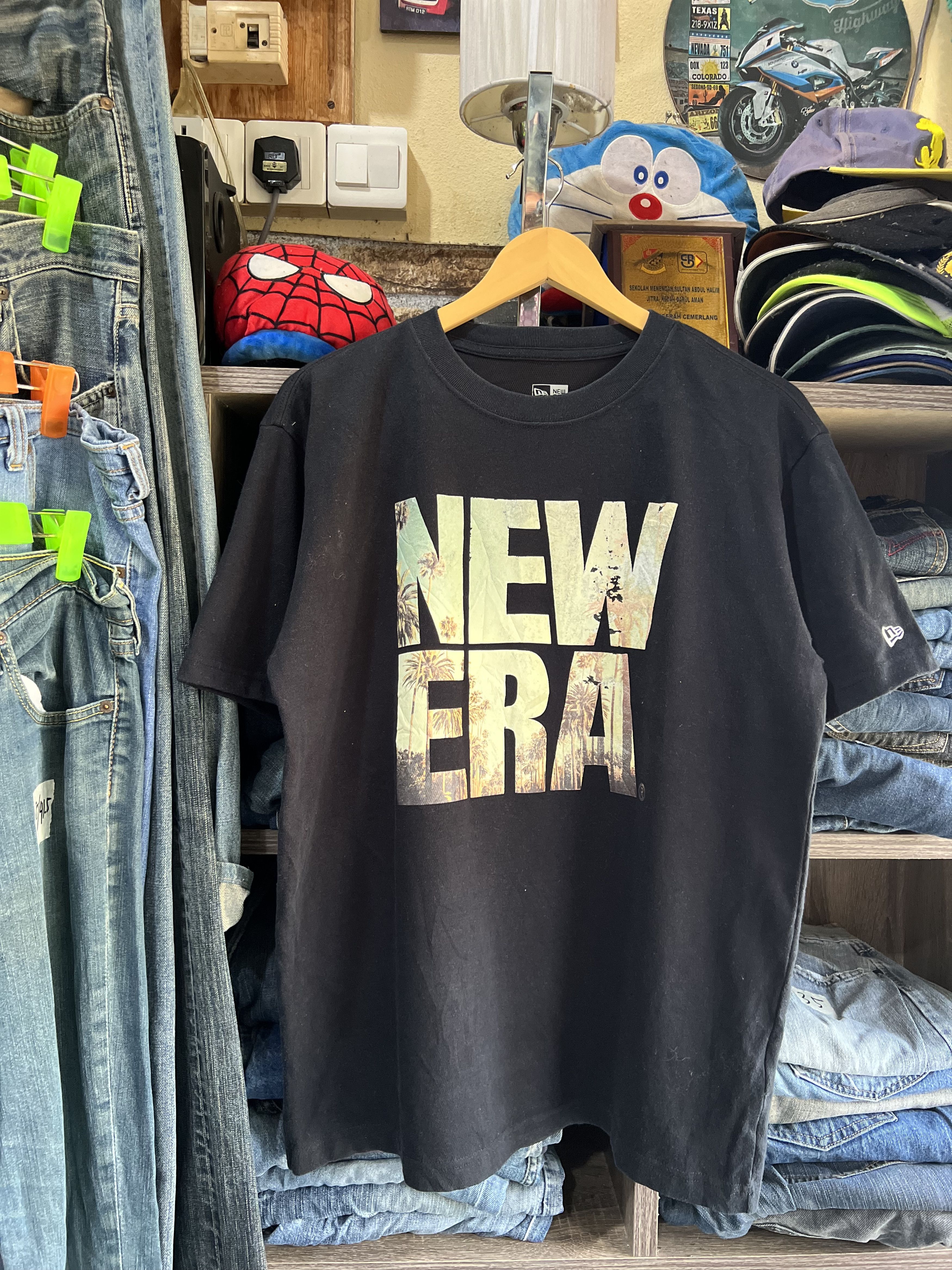 New Era 🔥New Era Spellout Tees Size US M / EU 48-50 / 2 - 11 Thumbnail