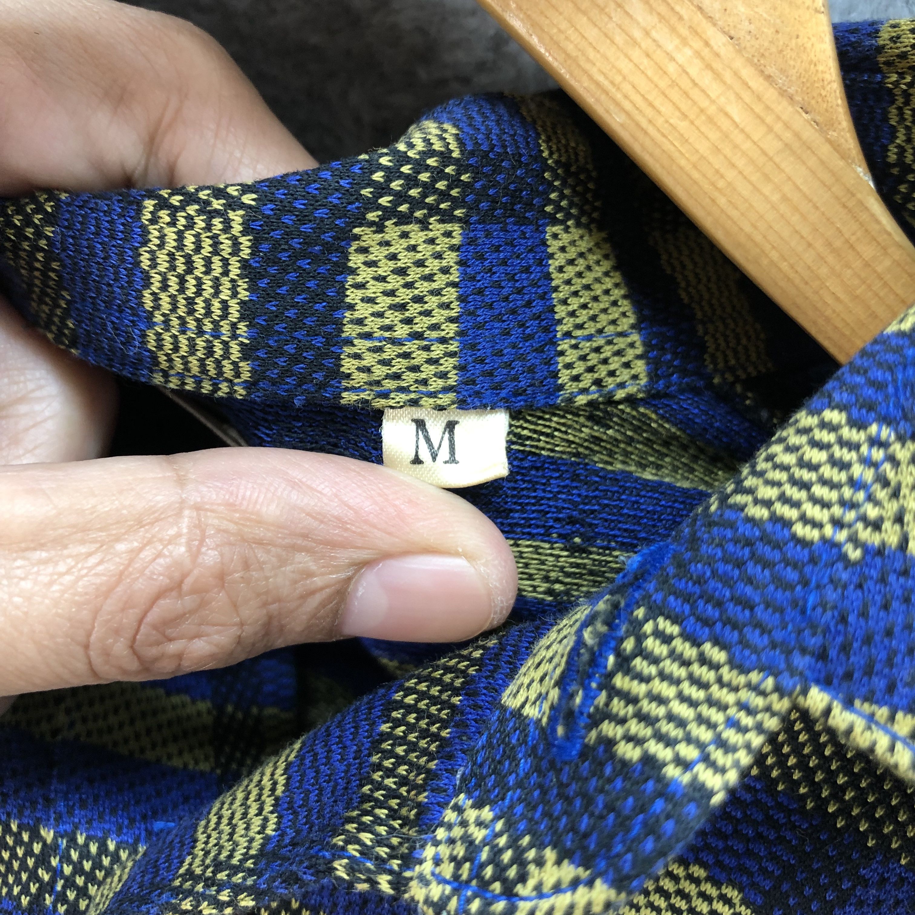 Yves Saint Laurent VINTAGE YSL CHECKED LONG SLEEVE POLO SHIRT #6336-63 Size US M / EU 48-50 / 2 - 8 Thumbnail