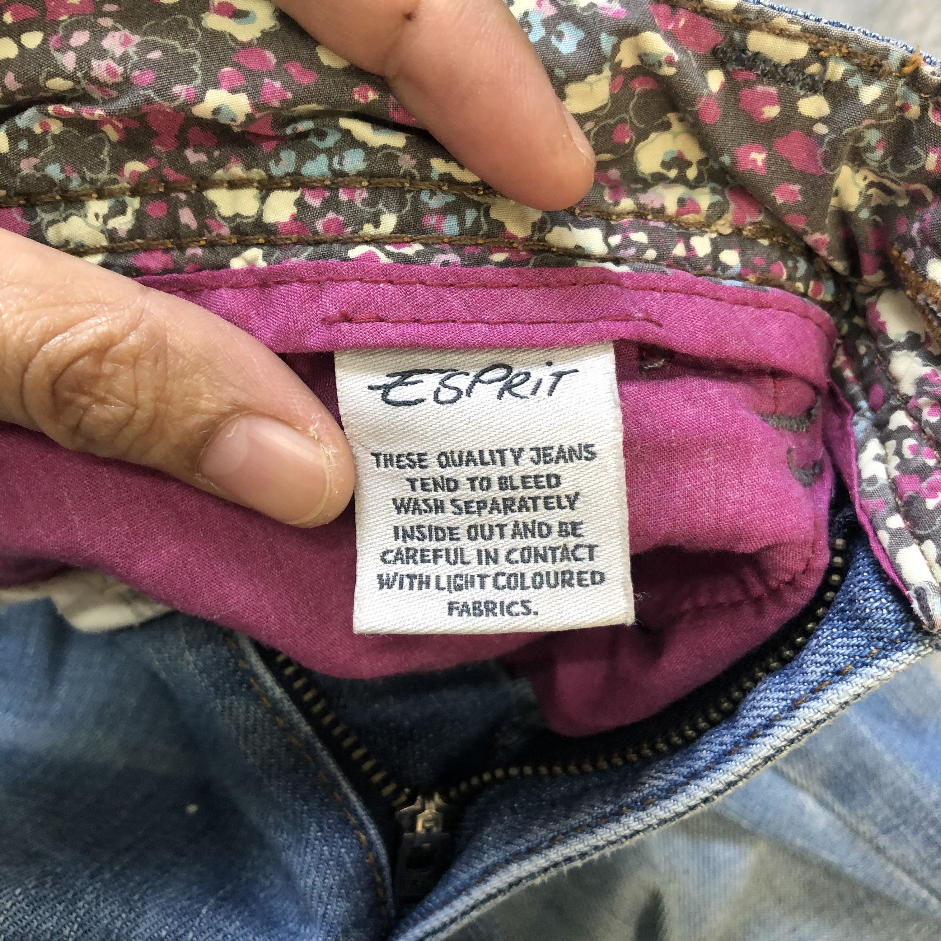 Esprit VINTAGE ESPRIT LIGHT WASH JEANS #6385-221 Size 31" - 9 Thumbnail