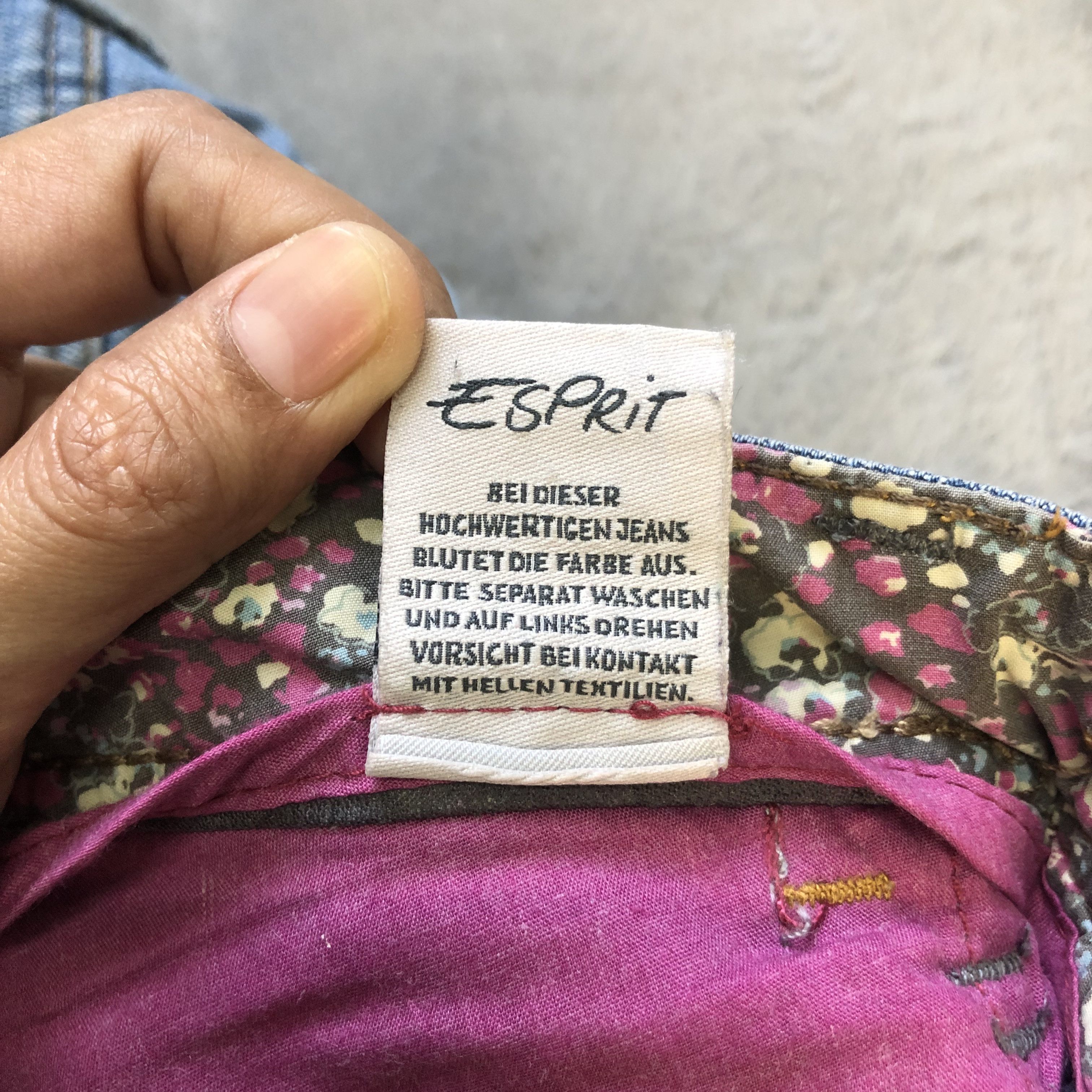 Esprit VINTAGE ESPRIT LIGHT WASH JEANS #6385-221 Size 31" - 10 Thumbnail