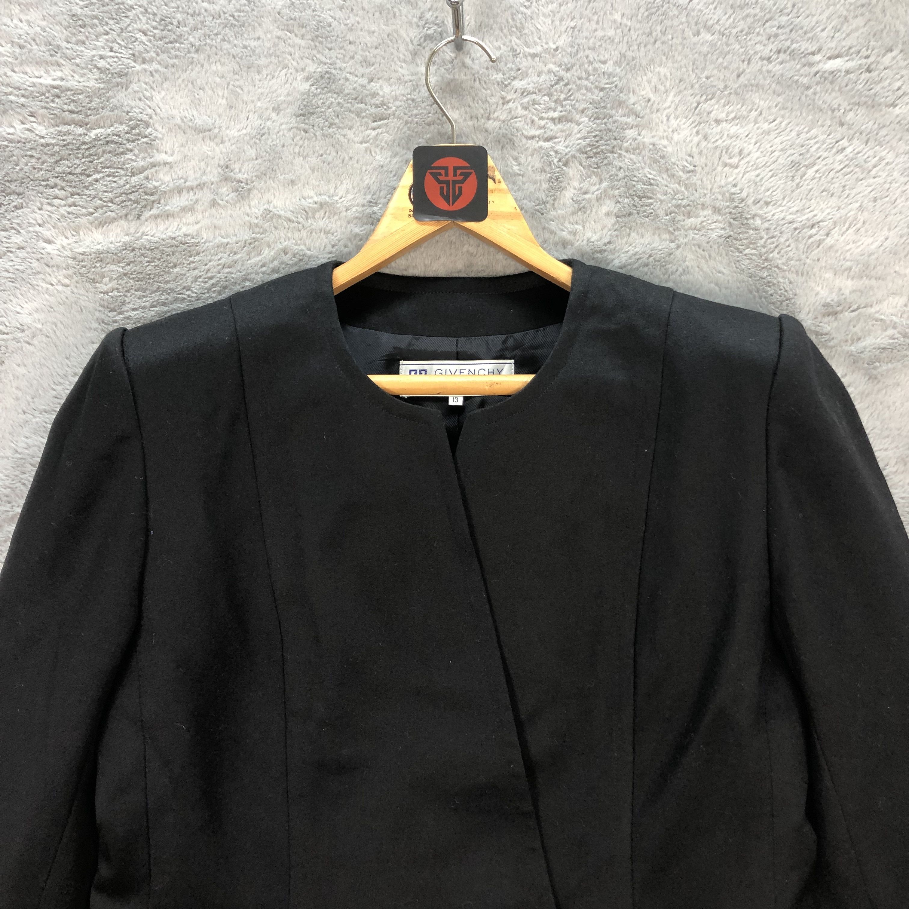 Givenchy GIVENCHY GLAMOUR CROPPED JACKET #6281-58 Size M / US 6-8 / IT 42-44 - 2 Thumbnail