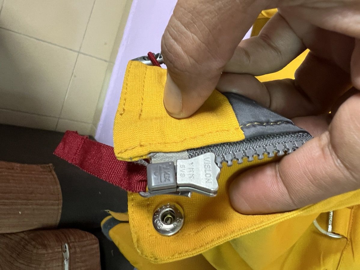 Descente 🔥Yellow Descente Skiing Jackets Size US M / EU 48-50 / 2 - 13 Thumbnail