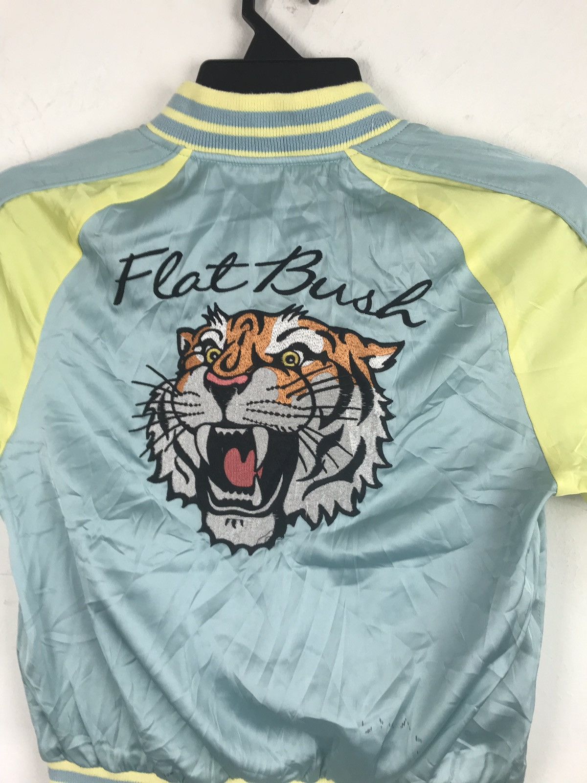 Japanese Brand Sukajan Survernir Embroidery Tiger Suka Jacket Satin Size S / US 4 / IT 40 - 1 Thumbnail