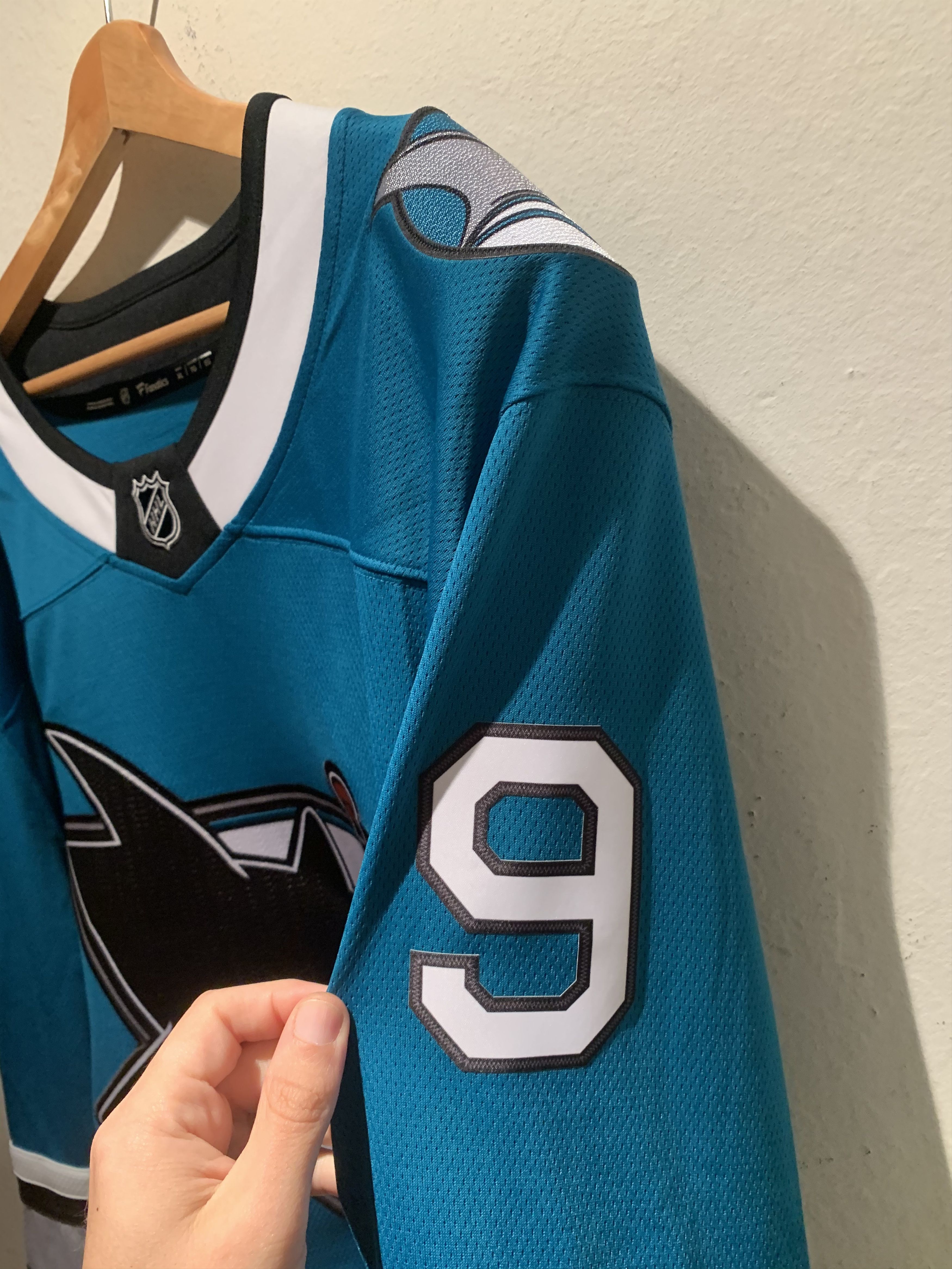 NHL *RARE* New San Jose Sharks Evander Kane #9 NHL Jersey Size US XL / EU 56 / 4 - 3 Thumbnail