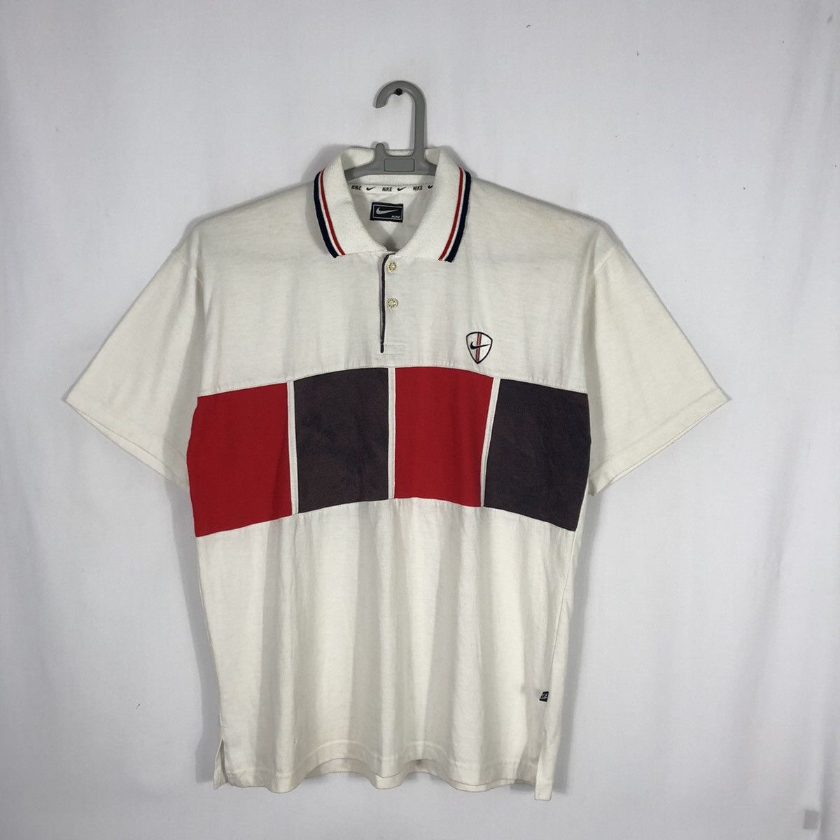 Nike × Vintage Vintage 90s Nike Tri Colour Polos Shirts Size US L / EU 52-54 / 3 - 1 Thumbnail
