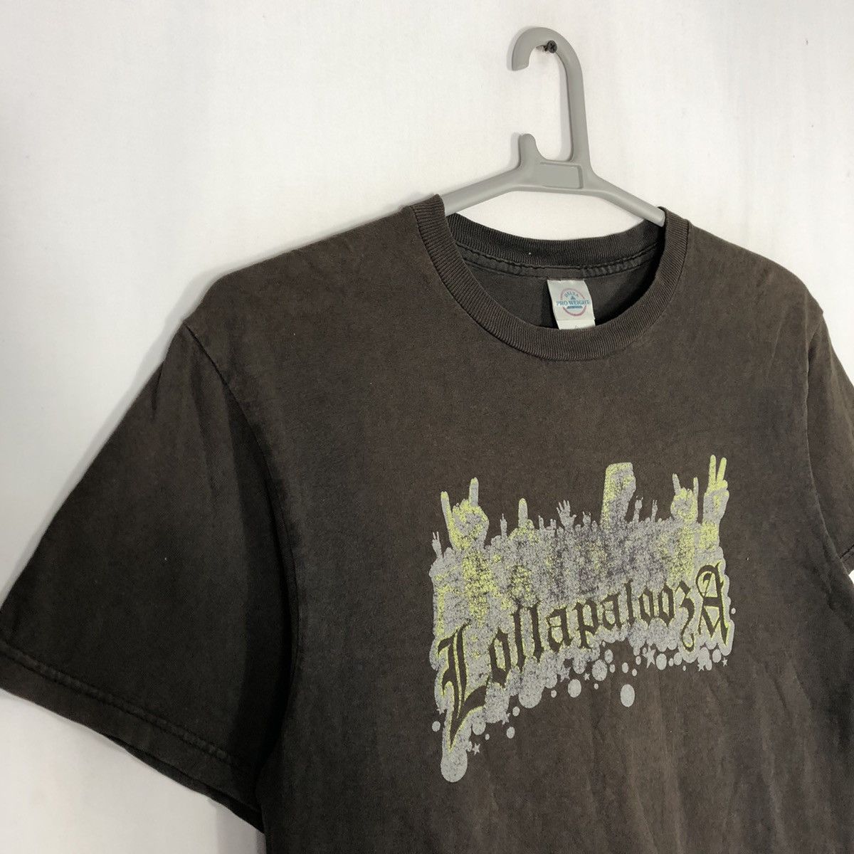 Band Tees × Vintage 🔥Thrash🔥Heavy🔥Loolapalooza Music Fest Tour Sun Faded Tee Size US M / EU 48-50 / 2 - 9 Thumbnail