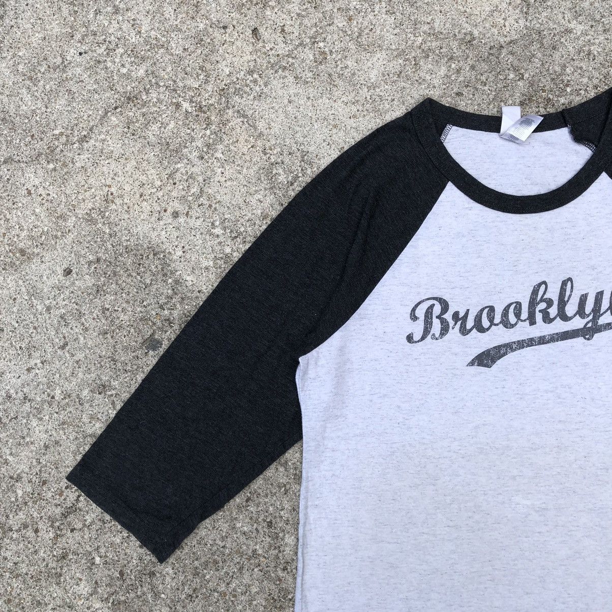 Brooklyn Clothing × Mtv × Vintage Brooklyn MTV Music Video Award Three Quater Promo Tee Size US M / EU 48-50 / 2 - 7 Thumbnail