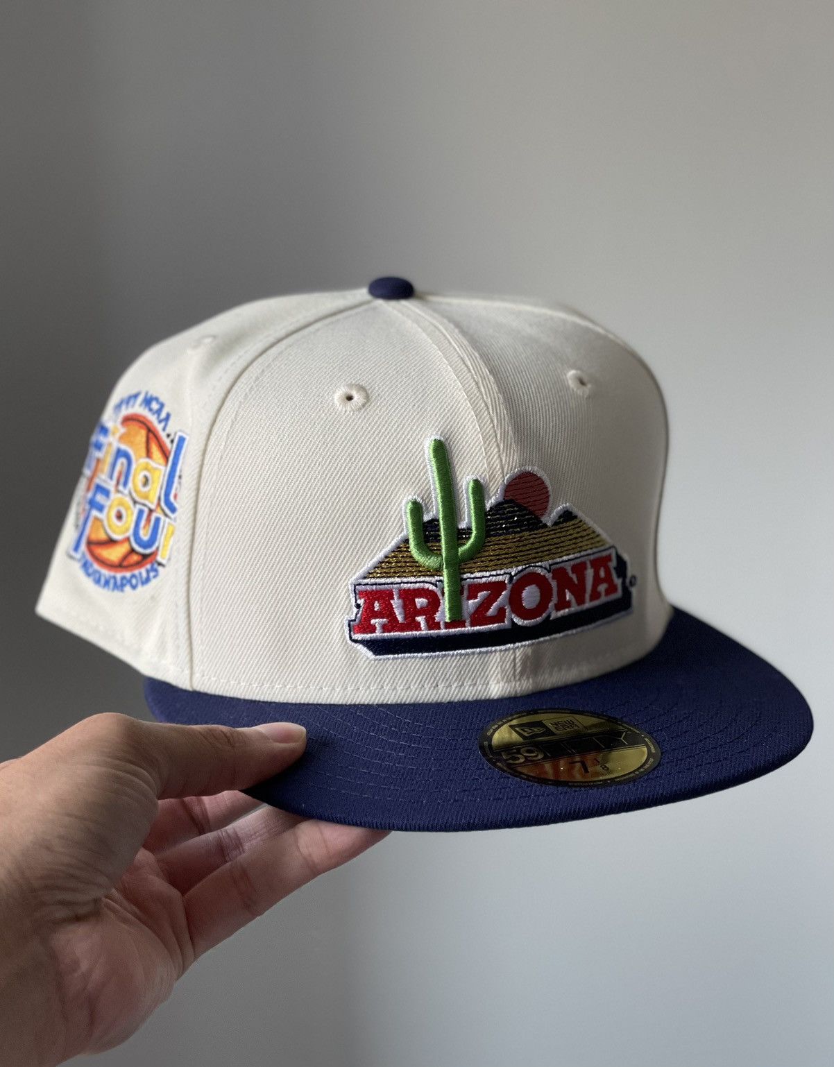 MLB × MyFitteds × New Era 7 1/8 MyFitteds Exclusive “Final Four NCAA” Arizona Wildcats Size ONE SIZE - 2 Thumbnail