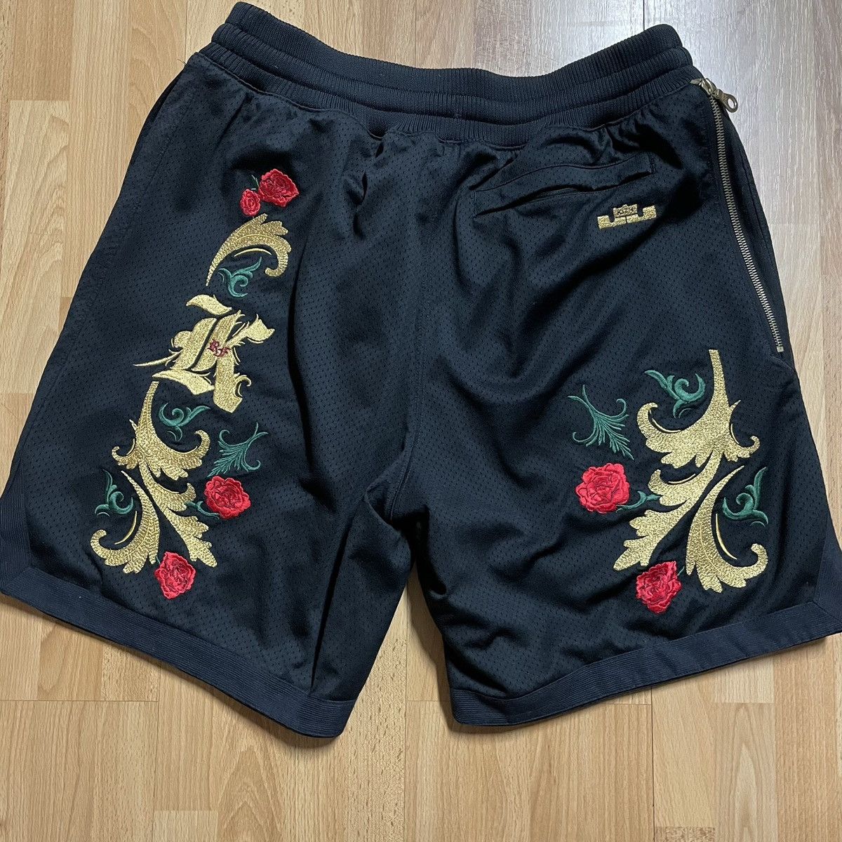 Nike x Kith LeBron Cloak Shorts \ 