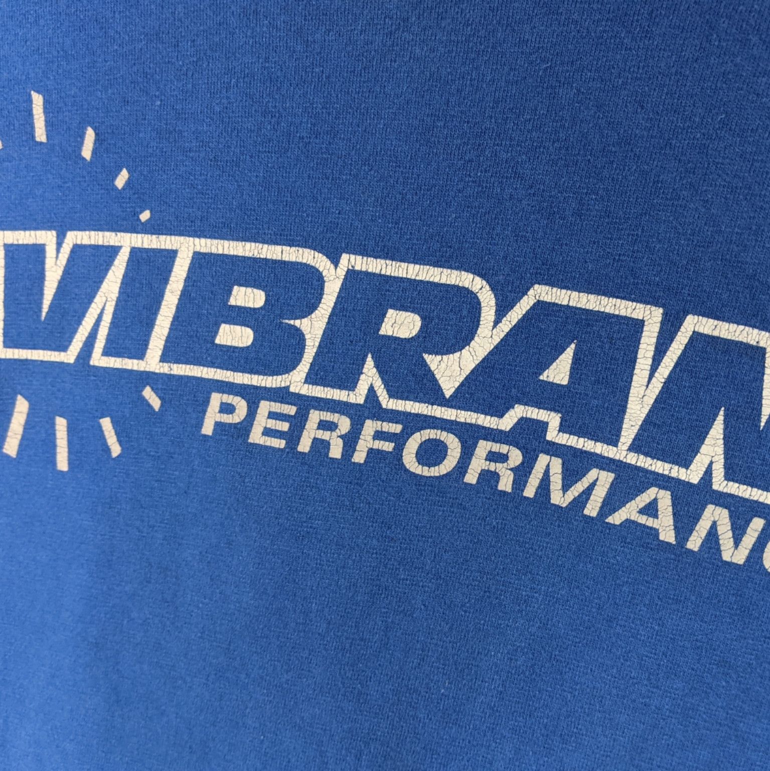 Fruit Of The Loom Vintage 90's VIBRANT Perfomance Fuse Big Logo T-Shirt Size US L / EU 52-54 / 3 - 6 Thumbnail