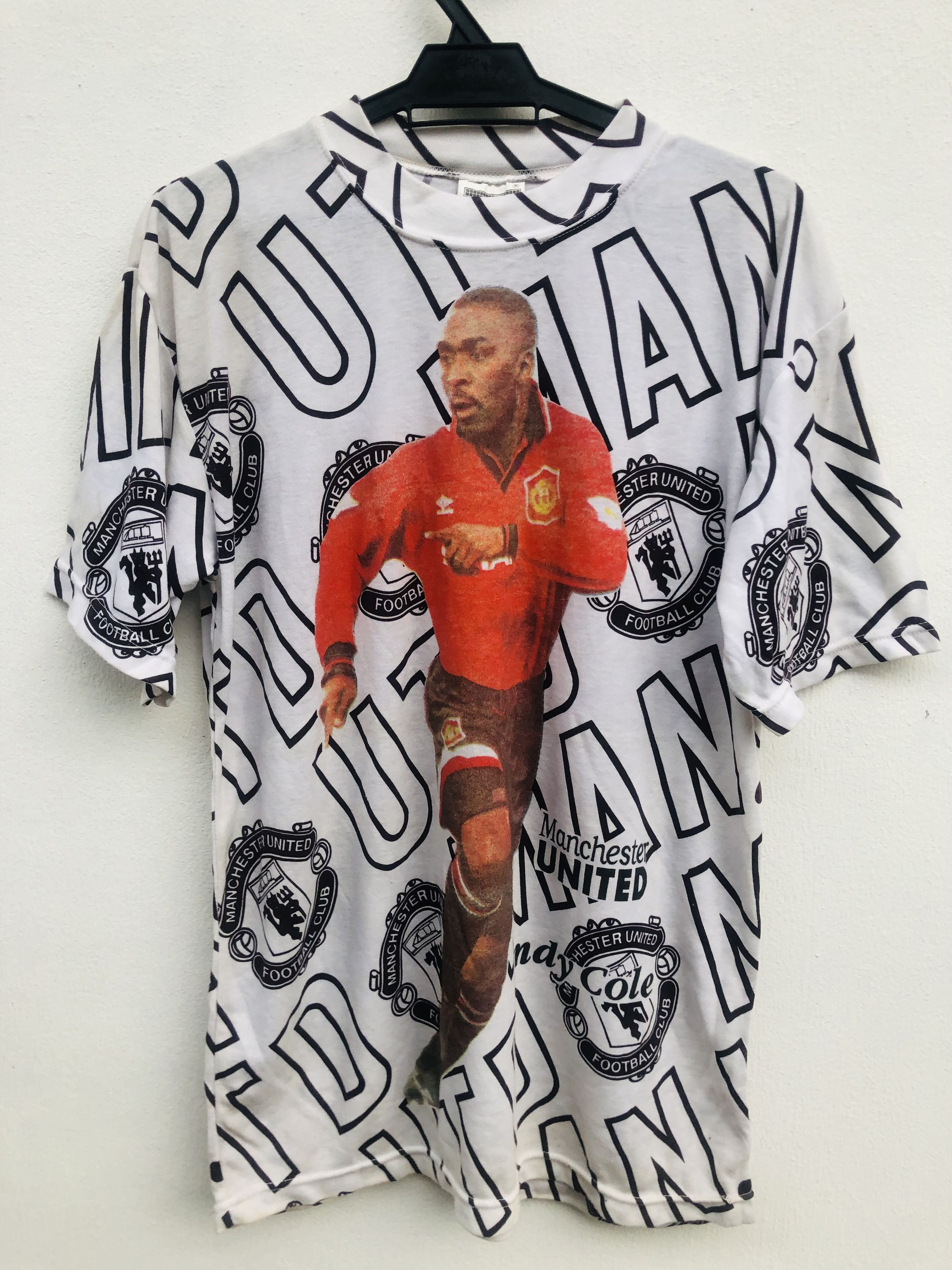 Vintage Vintage Manchester United Legend Streetwear Fashion Shirt Size US L / EU 52-54 / 3 - 1 Thumbnail