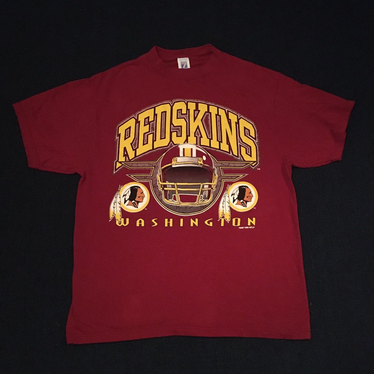 NFL Vintage 1990s NFL Washington Redskins Commanders Helmet Tee Size US M / EU 48-50 / 2 - 2 Thumbnail