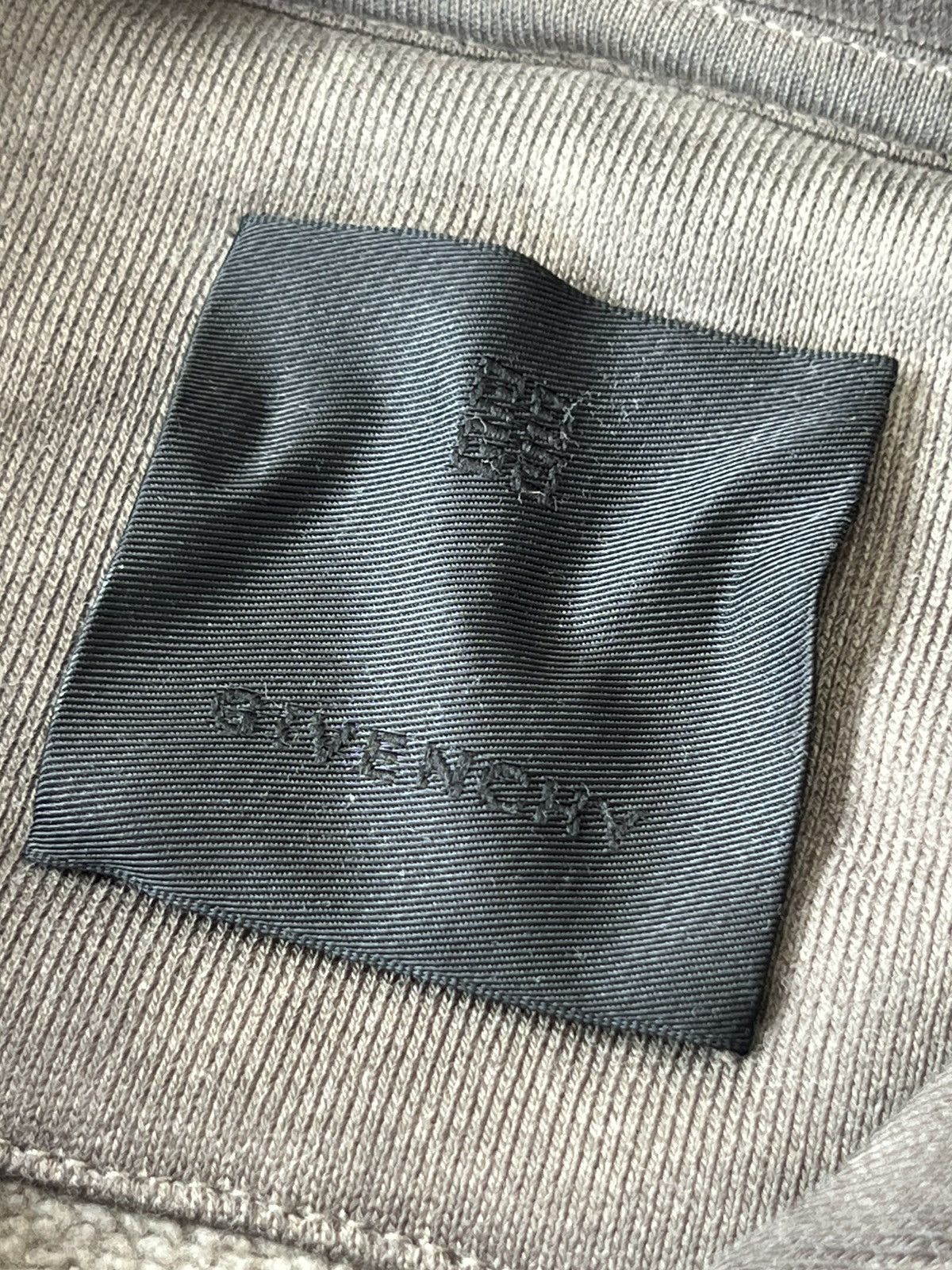 Givenchy Givenchy Chito Dog Hoodie Size US L / EU 52-54 / 3 - 17 Thumbnail