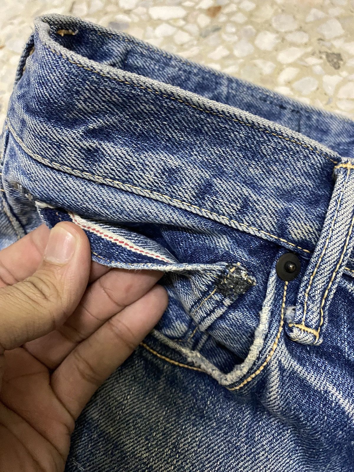 Japanese Brand KuroDenim Selvedge Distressed Rare Selvedge Japan Denim Size US 34 / EU 50 - 5 Thumbnail