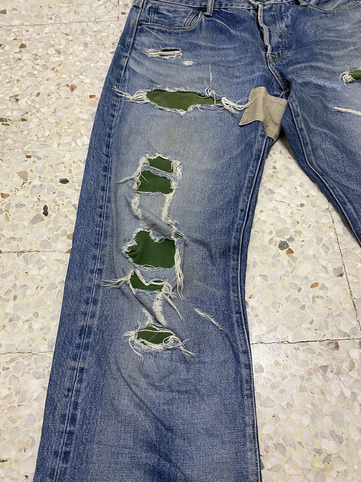 Japanese Brand KuroDenim Selvedge Distressed Rare Selvedge Japan Denim Size US 34 / EU 50 - 3 Thumbnail