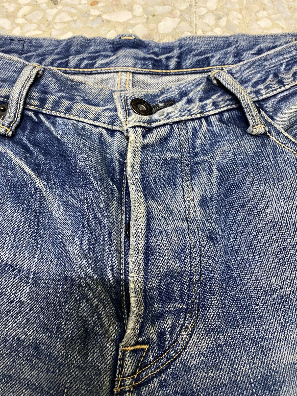 Japanese Brand KuroDenim Selvedge Distressed Rare Selvedge Japan Denim Size US 34 / EU 50 - 4 Thumbnail