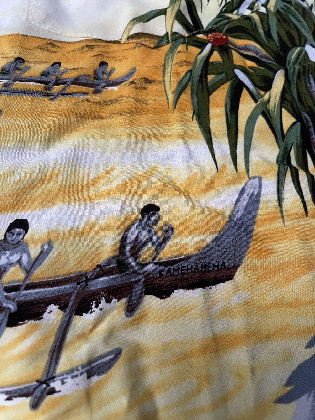 Vintage Vintage Kamehameha Rayon Aloha Hawaiian Shirt Size US M / EU 48-50 / 2 - 4 Thumbnail