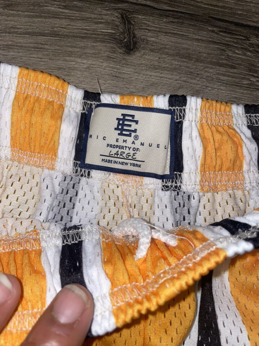 Eric Emanuel Eric Emanuel Yellow Black Stripe EE Shorts Size US 34 / EU 50 - 4 Thumbnail