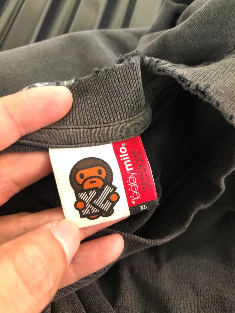 Bape VINTAGE DISTRESSED BAPE BABY MILO SINGLE STITCH TEE Size US XL / EU 56 / 4 - 16 Thumbnail