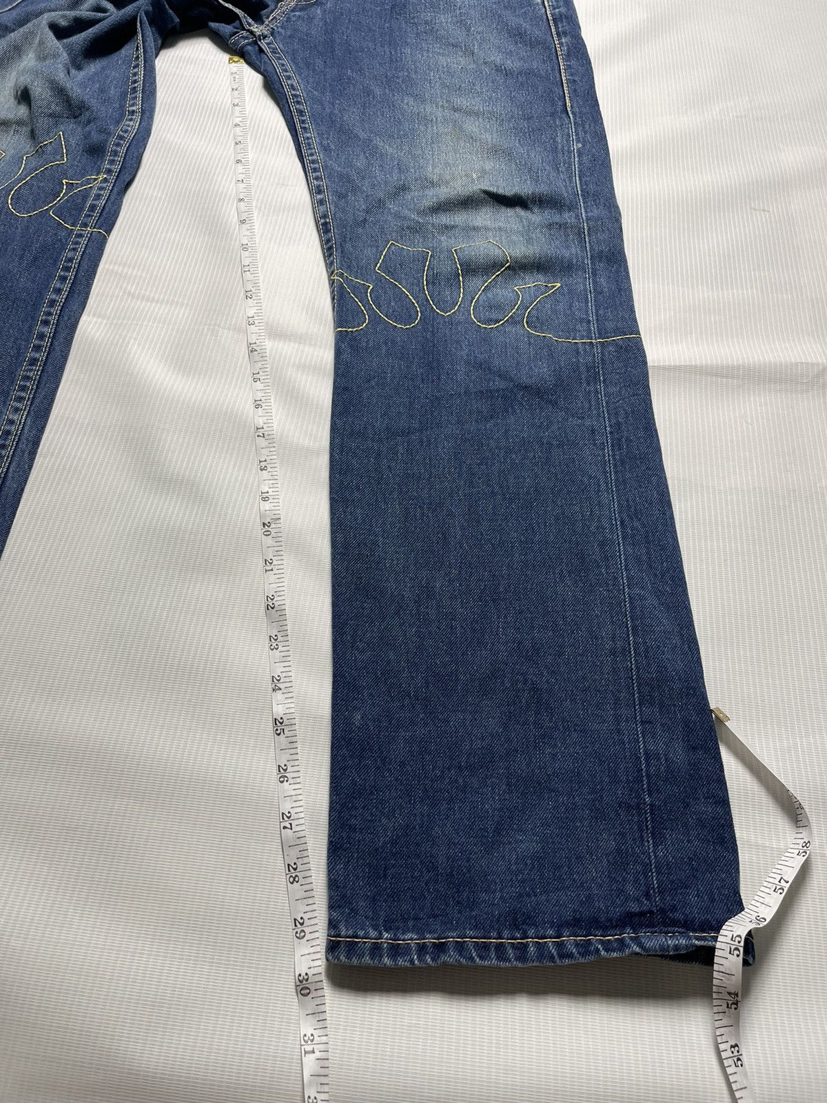 Levi's Levi's Lot 901 Fire Embroidered Jeans Size US 32 / EU 48 - 12 Thumbnail