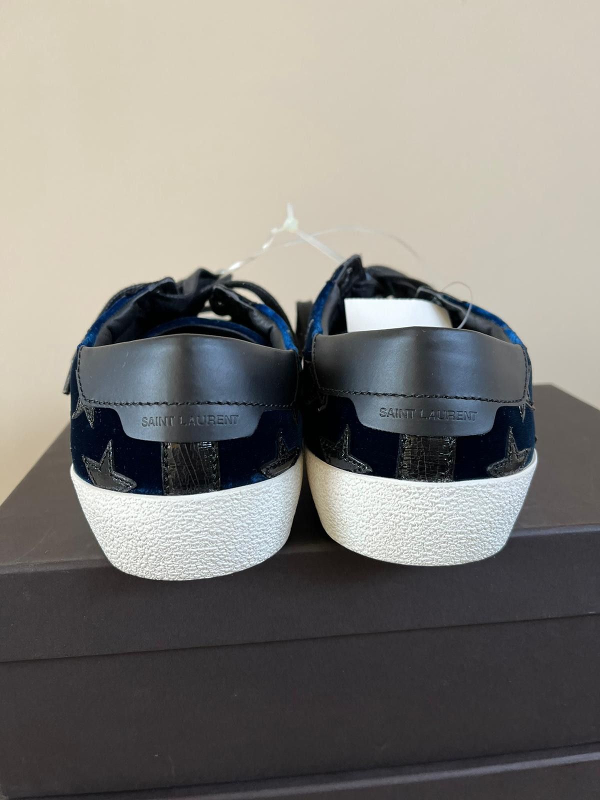 Saint Laurent Paris Velvet Court Classics in Black Size US 11 / EU 44 - 11 Thumbnail