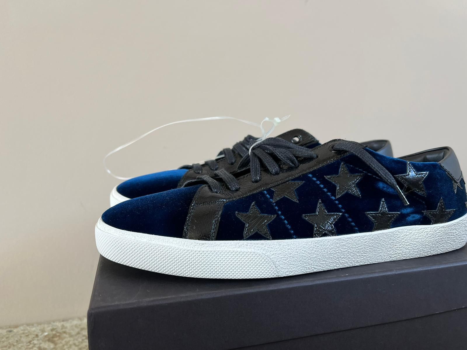 Saint Laurent Paris Velvet Court Classics in Black Size US 11 / EU 44 - 4 Thumbnail