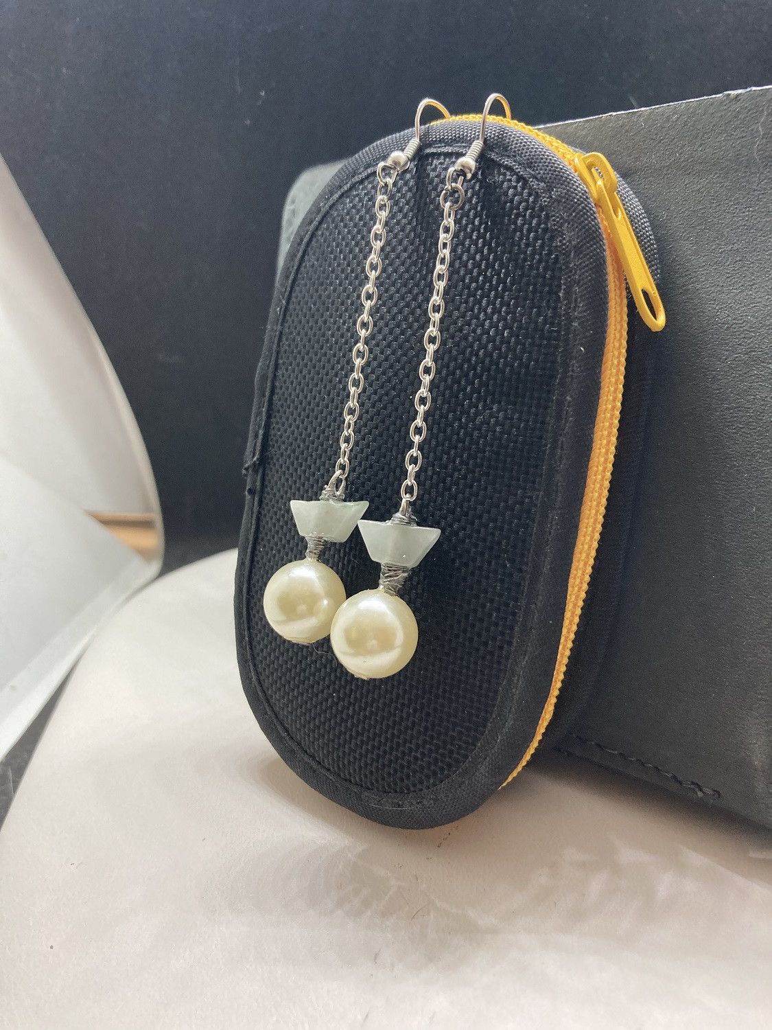 Handmade Green Jade dangle earrings with pearl bead Size ONE SIZE - 2 Thumbnail