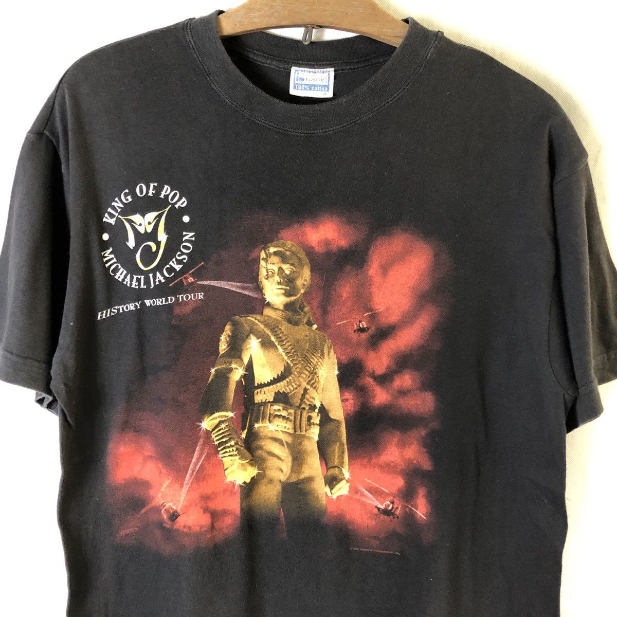Vintage Vintage MIchael Jackson 90s History Tour Tee Size US M / EU 48-50 / 2 - 3 Thumbnail
