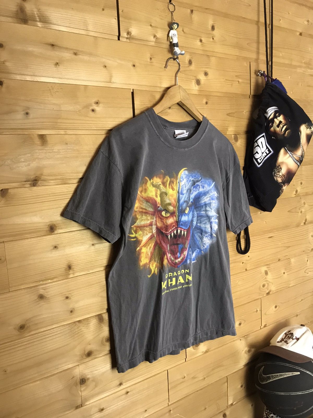 Vintage Vintage 90s Universal Dragon Khan faded t-shirt Size US M / EU 48-50 / 2 - 1 Thumbnail