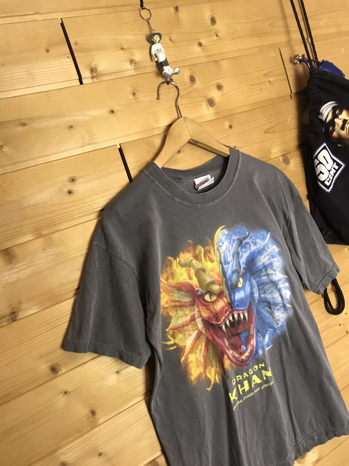 Vintage Vintage 90s Universal Dragon Khan faded t-shirt Size US M / EU 48-50 / 2 - 2 Thumbnail