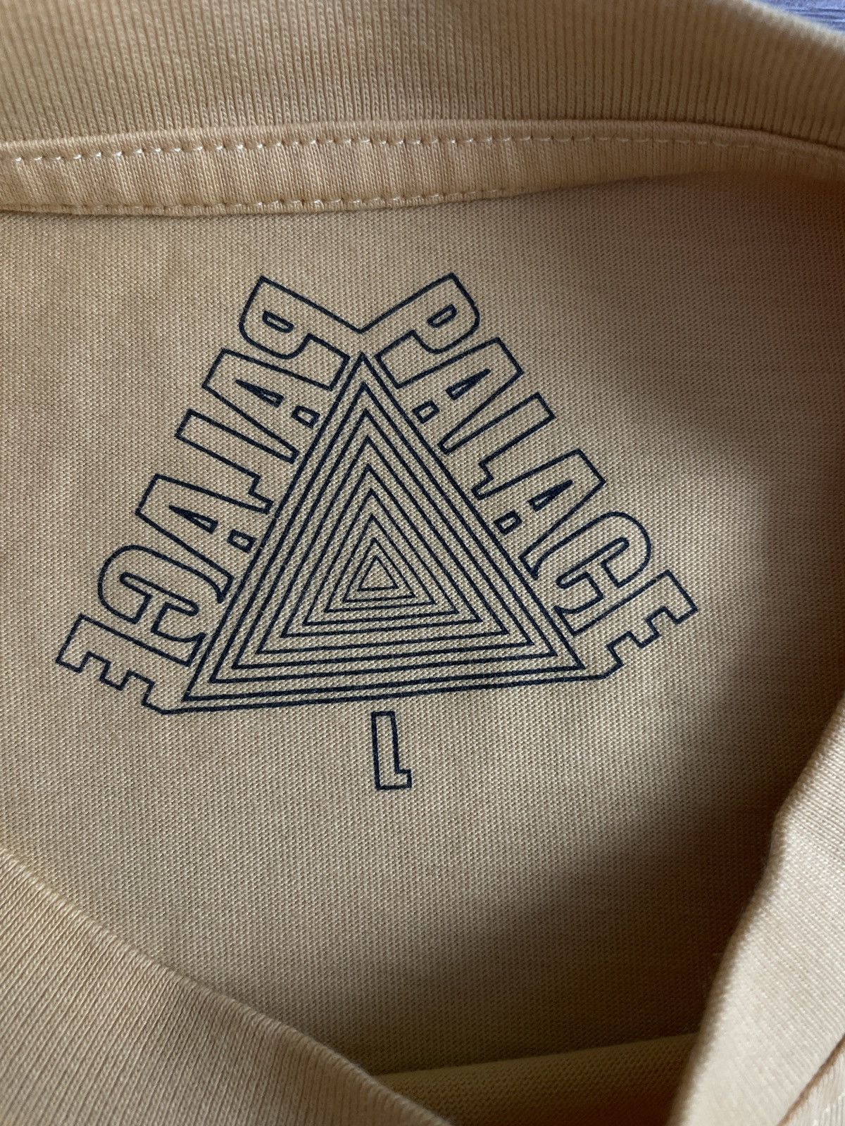 Palace Palace Pigeon Hole T-Shirt Size US L / EU 52-54 / 3 - 3 Thumbnail