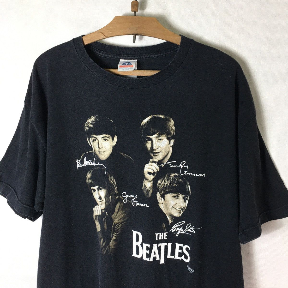 Band Tees × Vintage Vintage The Beatles Signature Series Tshirt Size US XL / EU 56 / 4 - 3 Thumbnail