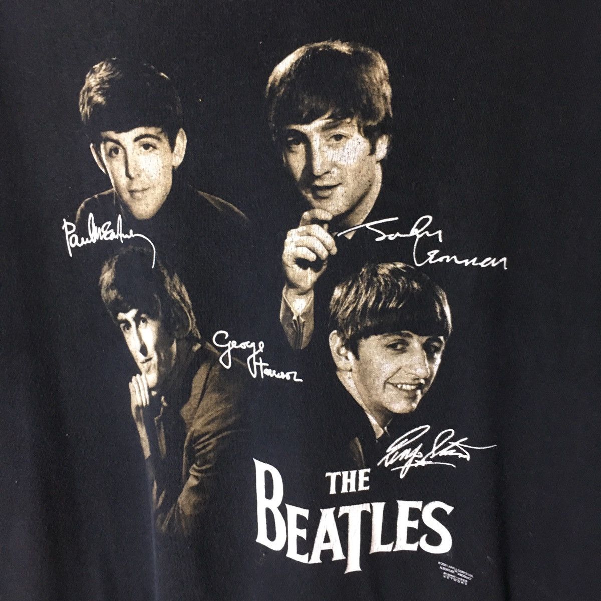 Band Tees × Vintage Vintage The Beatles Signature Series Tshirt Size US XL / EU 56 / 4 - 5 Thumbnail