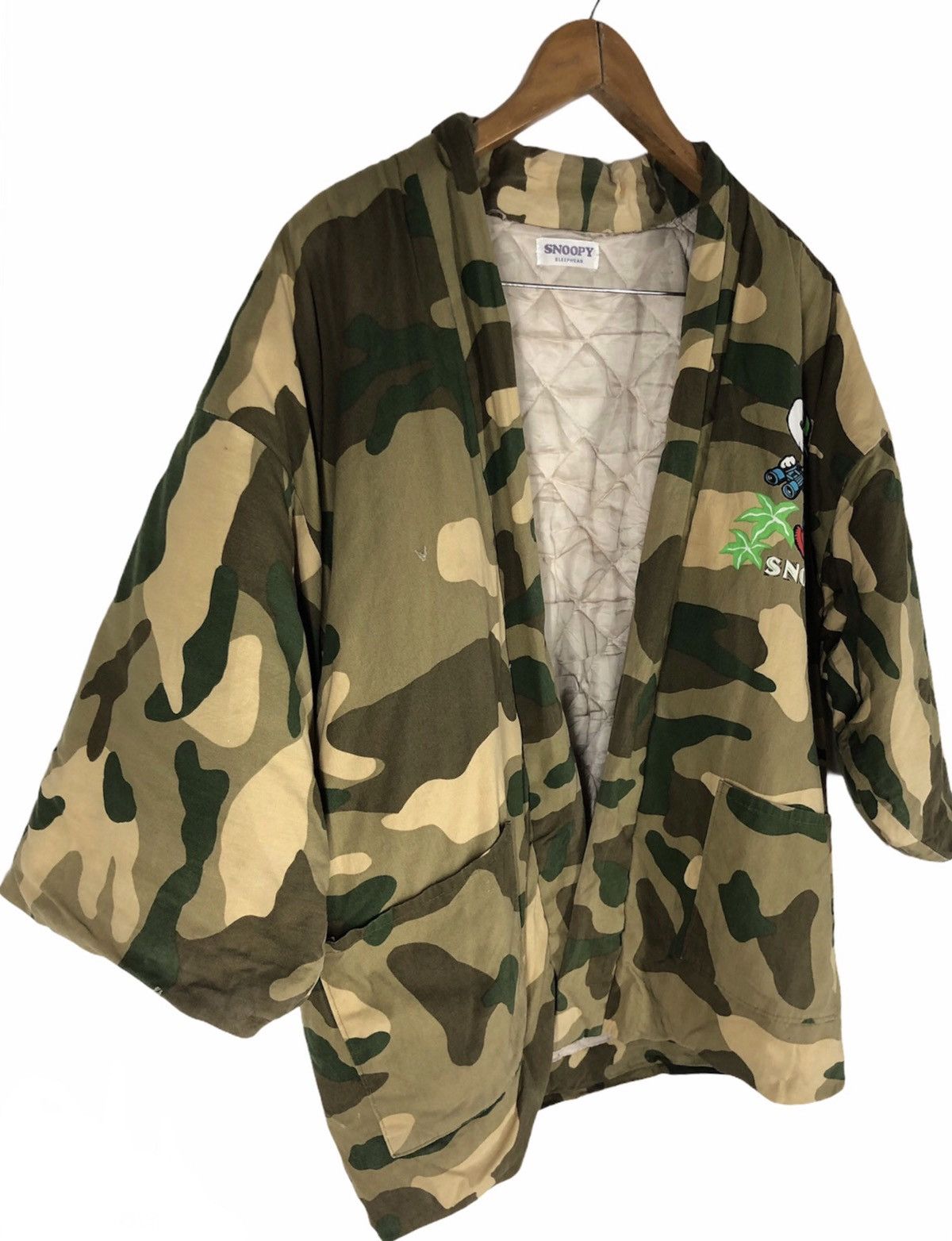Japanese Brand × Snoop Dogg Kimono Camo OverPrint Snoopy Design Nice Design Size US M / EU 48-50 / 2 - 3 Thumbnail